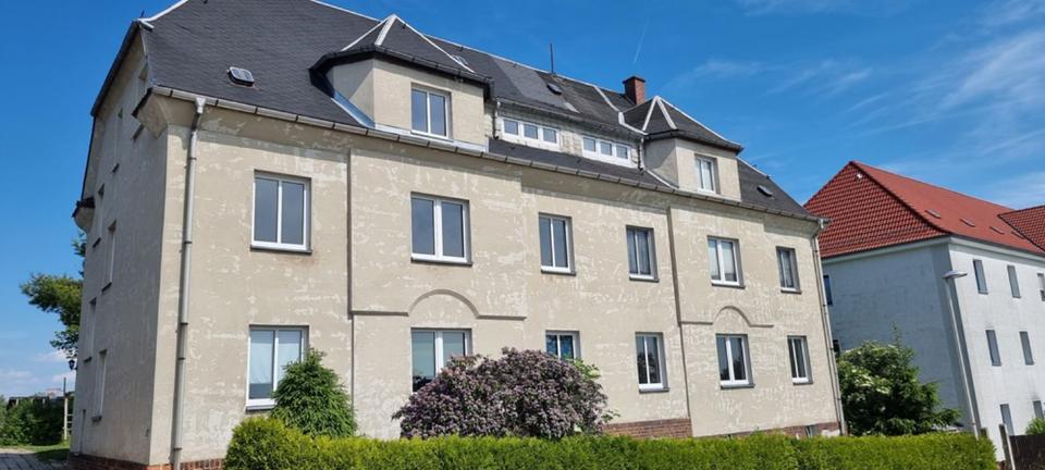 !! Attraktiv neu hergerichtete 3 Zi. Whg. mit Fernblick in Geringswalde bei Colditz Döbeln mit mögl. Gartenanteil und Glasfaseranschluss !!