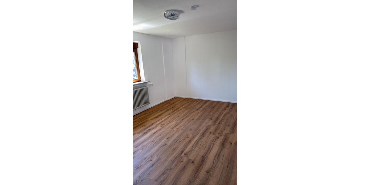 Etagenwohnung Küssaberg - 2.5 Zimmer, 63 m&sup2;, 900&euro; | Angebot:26168630