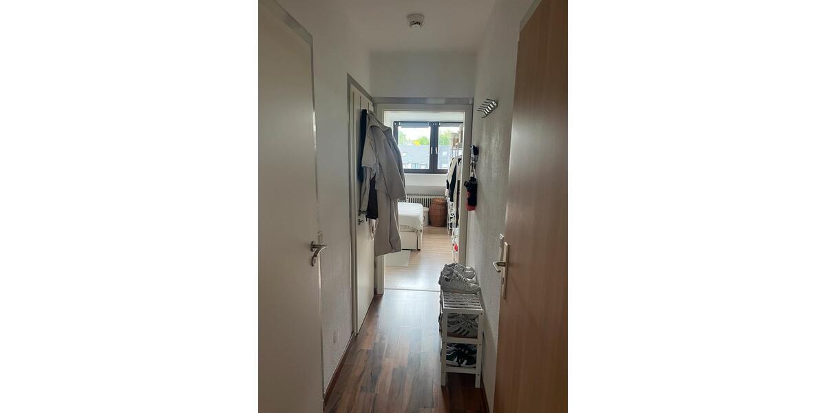Dachgeschoßwohnung Mönchengladbach Süd - 2 Zimmer, 35 m&sup2;, 510&euro; | Angebot:26485657