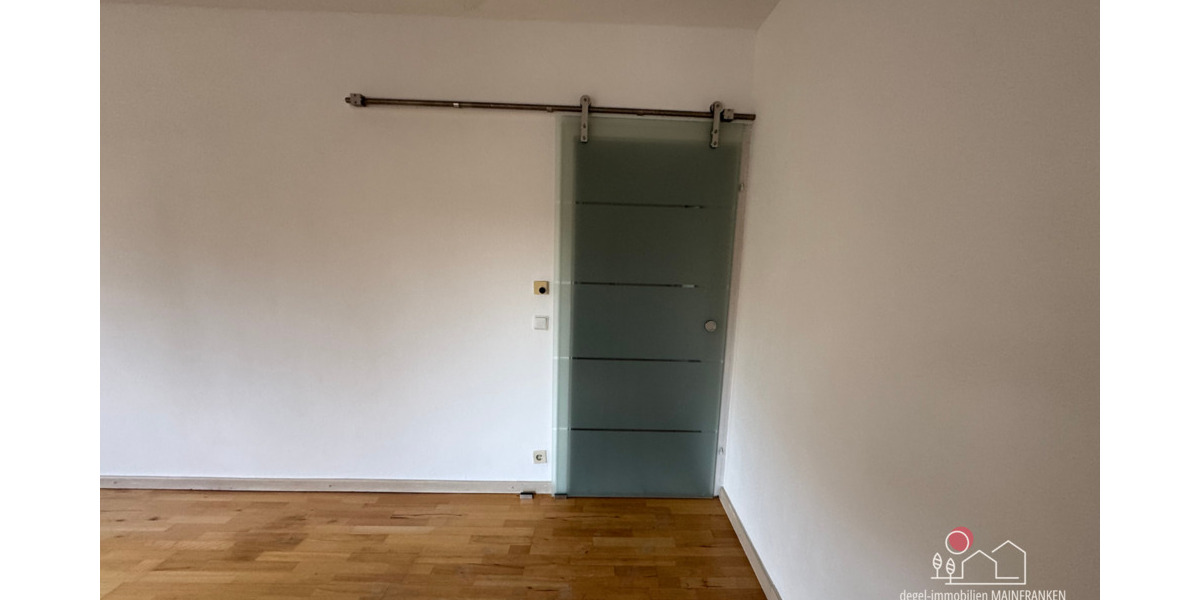 Etagenwohnung Schweinfurt Nordwestlicher Stadtteil - 4 Zimmer, 84 m&sup2;, 820&euro; | Angebot:26344103