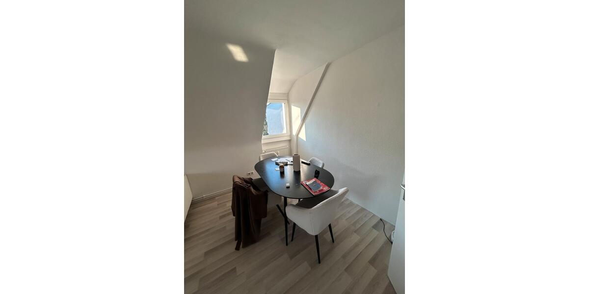 Dachgeschoßwohnung Wiesbaden Dotzheim - 3 Zimmer, 58 m&sup2;, 830&euro; | Angebot:25802168