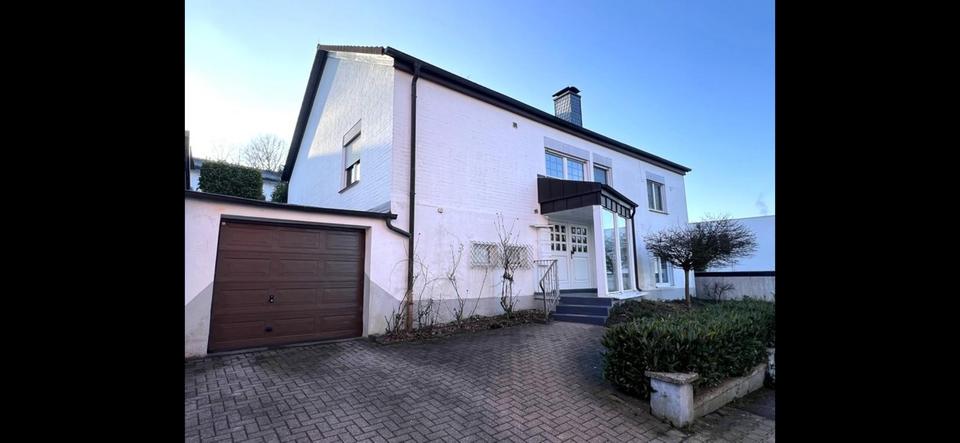 Dachgeschoßwohnung Ennepetal - 4 Zimmer, 86 m&sup2;, 750&euro; | Angebot:26048086