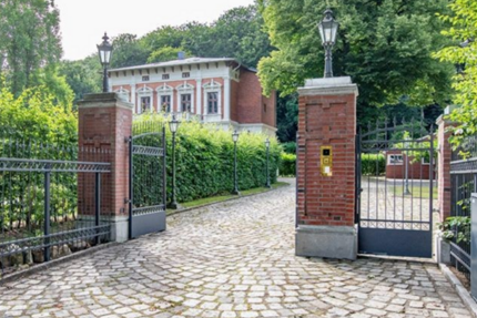 Haus Kellinghusen - 12 Zimmer, 508 m&sup2;, 7.500&euro; | Angebot:22950311