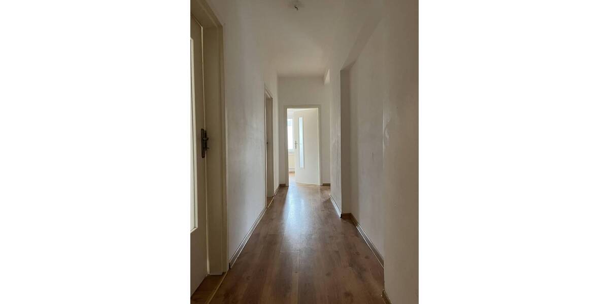 Etagenwohnung Zwickau Pölbitz - 3 Zimmer, 75 m&sup2;, 400&euro; | Angebot:26731060