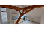 Charmante Dachgeschosswohnung mit sichtbaren Holzbalken - ruhig & zentral gelegen 2 zimmer