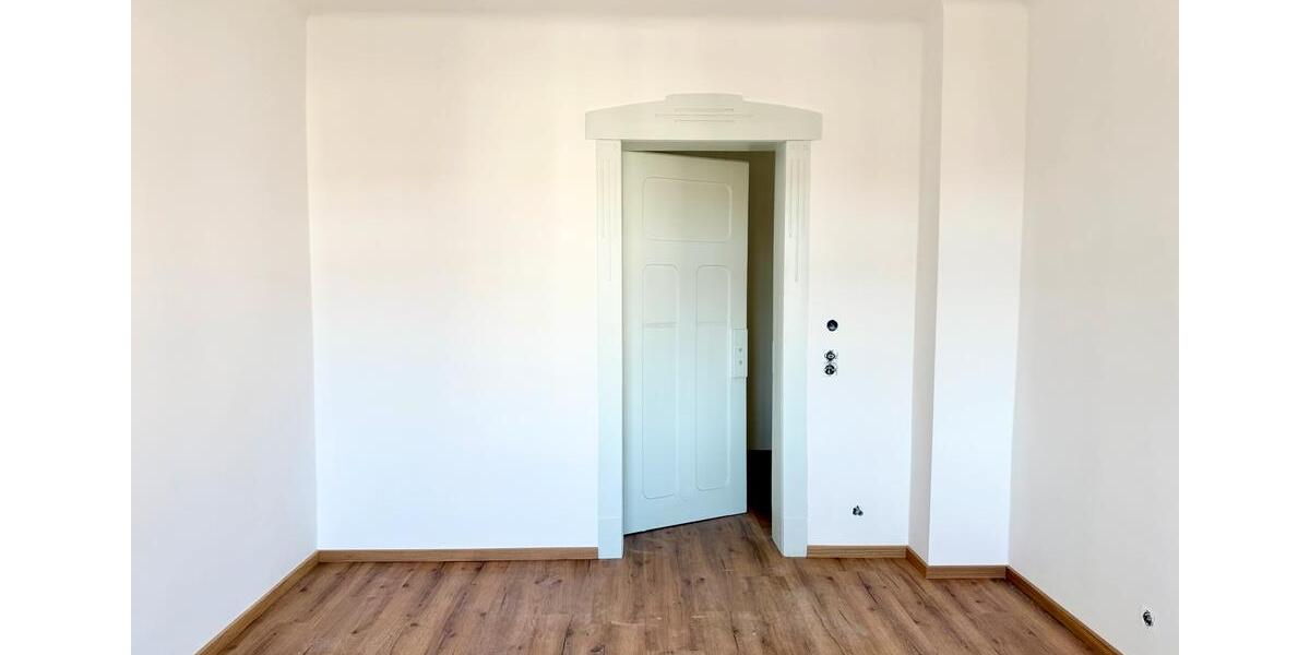 Erdgeschoßwohnung Königsbrück - 6 Zimmer, 132 m&sup2;, 1.327&euro; | Angebot:25843862
