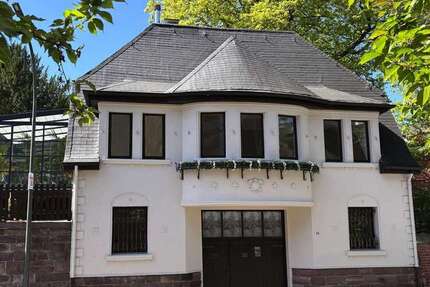 Haus Wuppertal Gemarkung Vohwinkel - 6 Zimmer, 282 m&sup2;, 2.700&euro; | Angebot:27032149