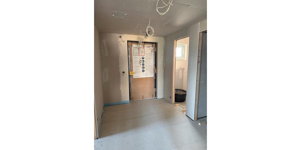 Doppelhaushälfte Ehrenkirchen - 2 Zimmer, 125 m&sup2;, 2.300&euro; | Angebot:26264094