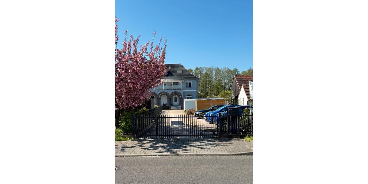 Erdgeschoßwohnung Märkische Heide - 5 Zimmer, 139 m&sup2;, 1.300&euro; | Angebot:25162973