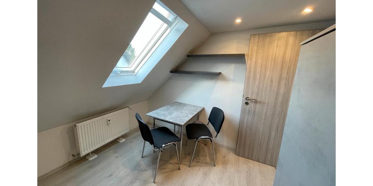 Dachgeschoßwohnung Coburg - 2 Zimmer, 70 m&sup2;, 630&euro; | Angebot:26579851
