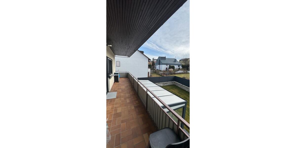 Etagenwohnung Böblingen - 4 Zimmer, 100 m&sup2;, 2.200&euro; | Angebot:24677436