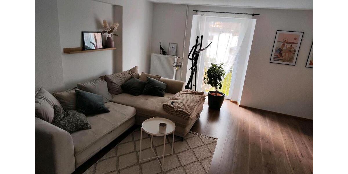 Etagenwohnung Efringen-Kirchen Kirchen - 3 Zimmer, 95 m&sup2;, 1.300&euro; | Angebot:26047537