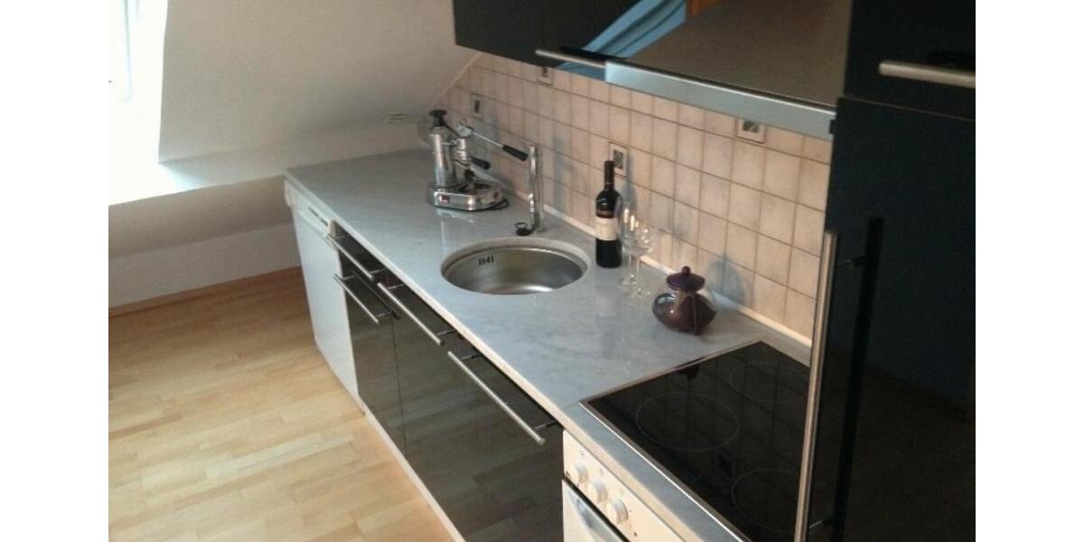 Dachgeschosswohnung in Straßkirchen ab 1.3.26 frei 3 zimmer