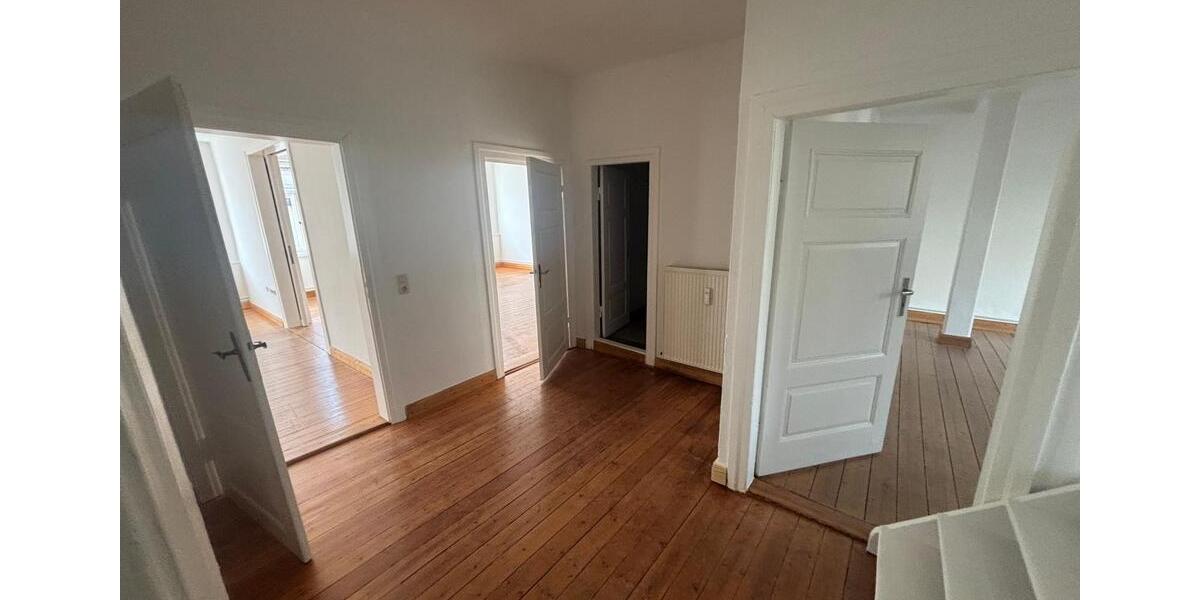 Etagenwohnung Salzwedel - 4 Zimmer, 116 m&sup2;, 590&euro; | Angebot:25841703