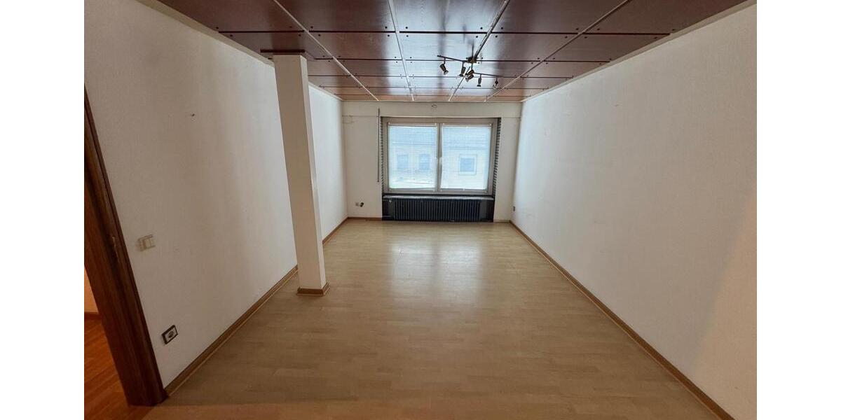 Etagenwohnung Saarbrücken Bischmisheim - 4 Zimmer, 96 m&sup2;, 1.050&euro; | Angebot:25645670