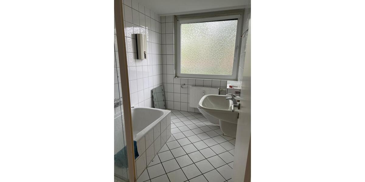 Etagenwohnung Gelsenkirchen Gelsenkirchen-Mitte - 4 Zimmer, 110 m&sup2;, 1.100&euro; | Angebot:26532290