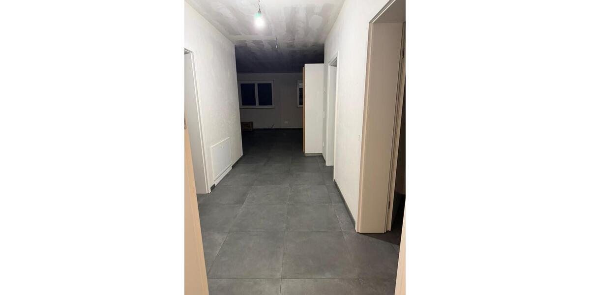 Dachgeschoßwohnung Brachttal - 3 Zimmer, 90 m&sup2;, 630&euro; | Angebot:24893205