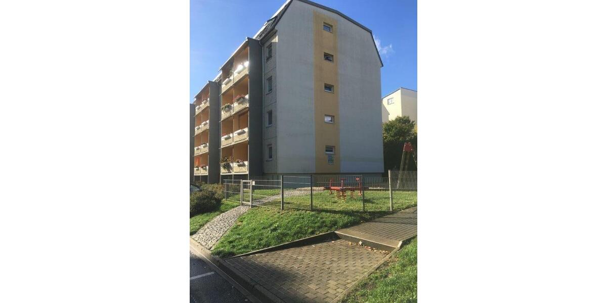 Dachgeschoßwohnung Gera - 3 Zimmer, 65 m&sup2;, 385&euro; | Angebot:26351072
