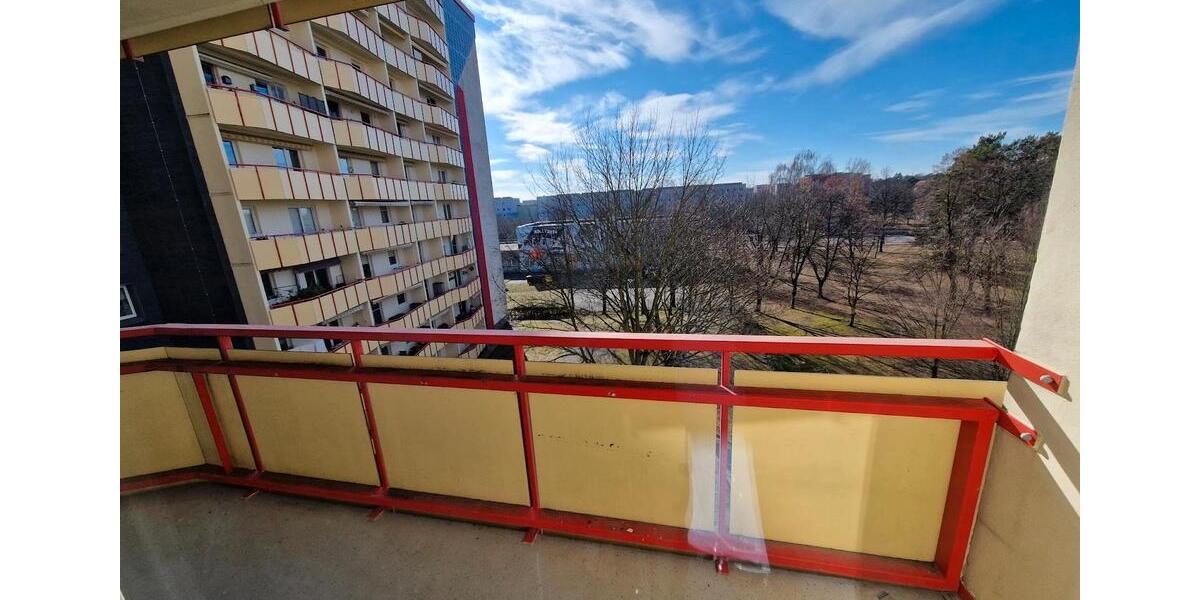 Etagenwohnung Cottbus Sachsendorf - 3 Zimmer, 70 m&sup2;, 406&euro; | Angebot:25265300