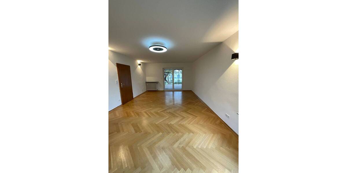 Einfamilienhaus Petersberg - 6 Zimmer, 180 m&sup2;, 1.600&euro; | Angebot:26106614