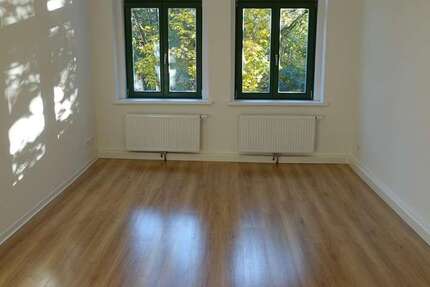 Wohnung Görlitz - 2 Zimmer, 70 m&sup2;, 449&euro; | Angebot:27031014