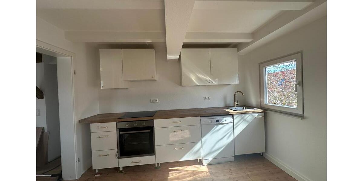 Dachgeschoßwohnung Jettingen - 3 Zimmer, 82 m&sup2;, 1.050&euro; | Angebot:25576415