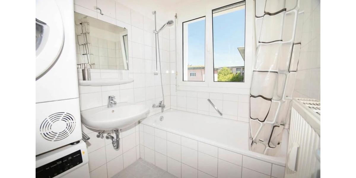 Etagenwohnung Friedrichshafen Allmannsweiler - 4 Zimmer, 94 m&sup2;, 1.700&euro; | Angebot:24526347