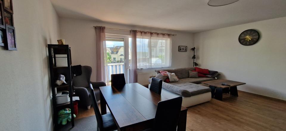Etagenwohnung Hillscheid - 3 Zimmer, 82 m&sup2;, 700&euro; | Angebot:26679546