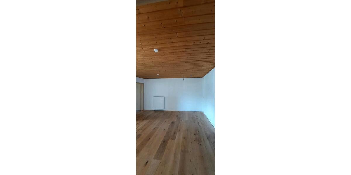 Etagenwohnung Schwendi - 3 Zimmer, 80 m&sup2;, 700&euro; | Angebot:26580146