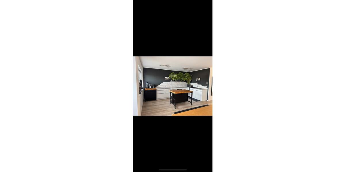 Etagenwohnung Kerpen Balkhausen - 4 Zimmer, 130 m&sup2;, 2.145&euro; | Angebot:24554733
