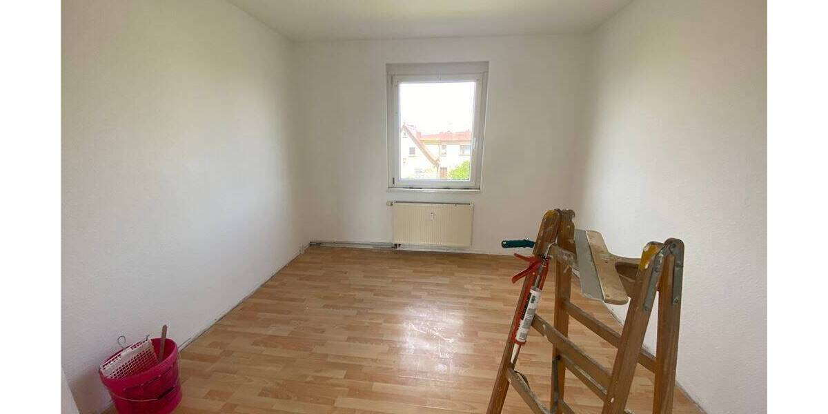 Etagenwohnung Wurzen Burkartshain - 3 Zimmer, 57 m&sup2;, 350&euro; | Angebot:26685234