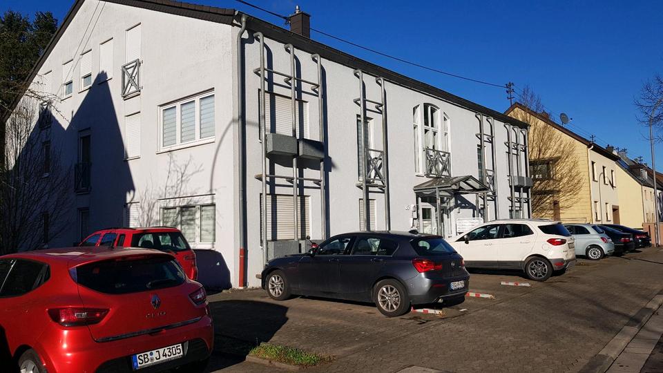 Etagenwohnung Saarbrücken Scheidt - 3 Zimmer, 104 m&sup2;, 880&euro; | Angebot:24745399