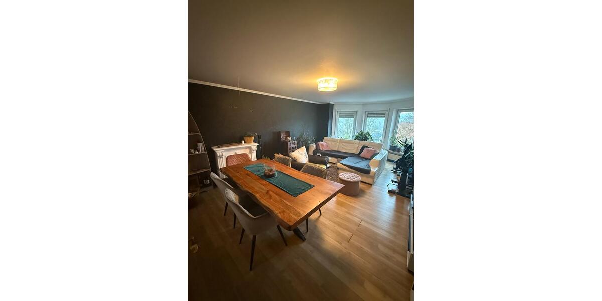 Etagenwohnung Bitburg - 4 Zimmer, 123 m&sup2;, 1.100&euro; | Angebot:25122517