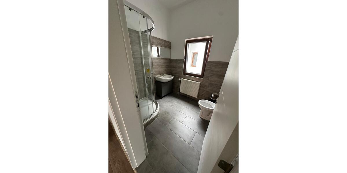 Etagenwohnung Eisleben (Lutherstadt) - 3 Zimmer, 75 m&sup2;, 800&euro; | Angebot:26532607