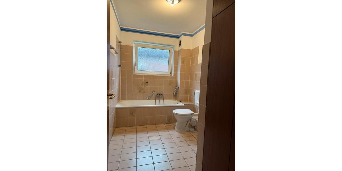 Erdgeschoßwohnung Husum - 3 Zimmer, 85 m&sup2;, 750&euro; | Angebot:24827931