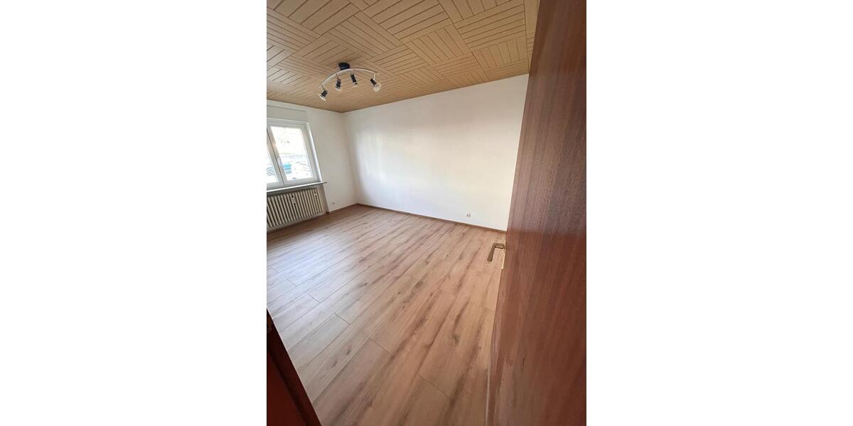 Erdgeschoßwohnung Heimsheim - 3 Zimmer, 99 m&sup2;, 1.250&euro; | Angebot:24550363
