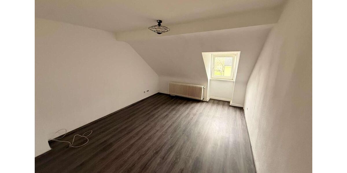 Etagenwohnung Gelsenkirchen Gelsenkirchen-Mitte - 3 Zimmer, 86 m&sup2;, 830&euro; | Angebot:26031852