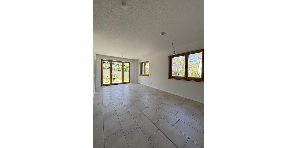 Erdgeschoßwohnung Ilsfeld - 2.5 Zimmer, 66 m&sup2;, 950&euro; | Angebot:26393573