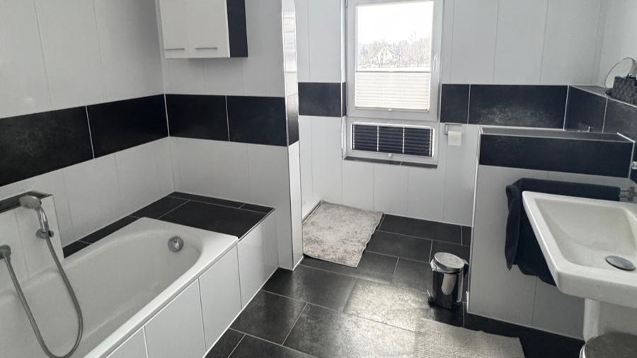 Doppelhaushälfte Porta Westfalica - 5 Zimmer, 165 m&sup2;, 1.600&euro; | Angebot:24878252