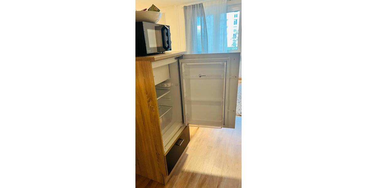 Schöne 1-Zimmer-Wohnung mit Balkon zu vermieten in Erfurt 1 zimmer