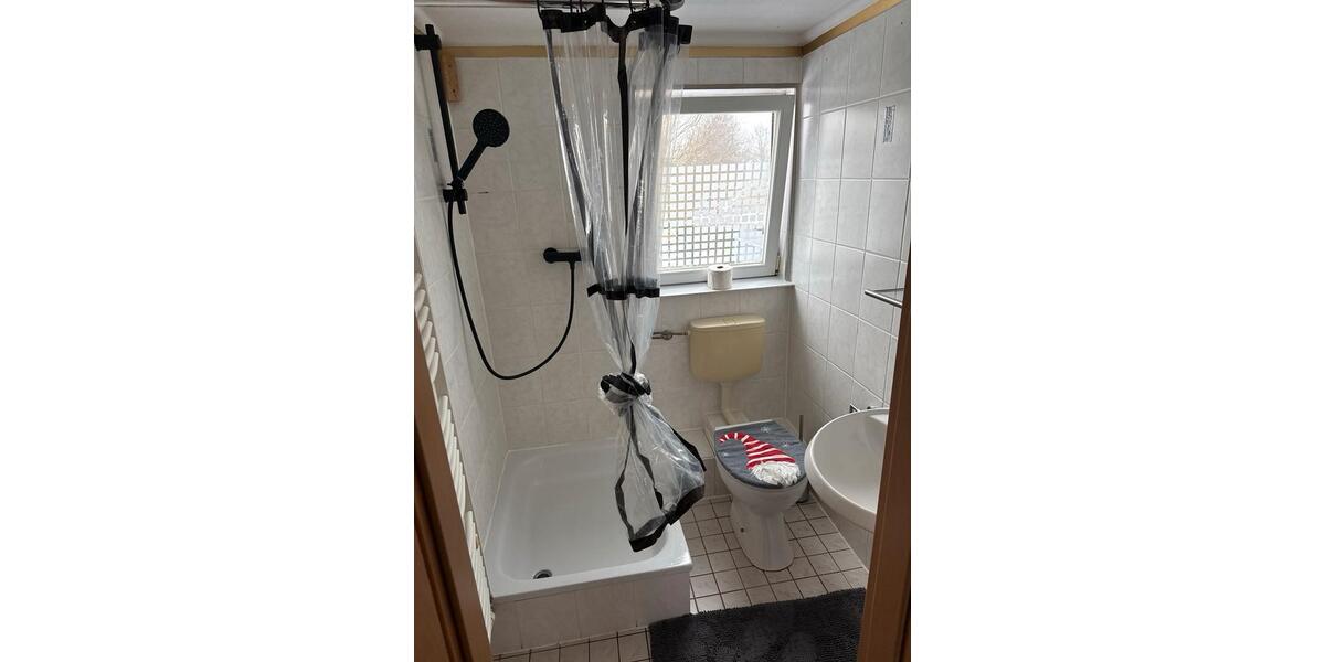 Dachgeschoßwohnung Esens - 3 Zimmer, 55 m&sup2;, 750&euro; | Angebot:24640435