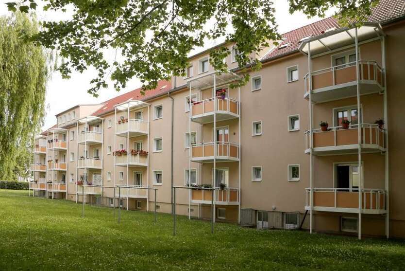 Wohnung zum Mieten in Weißenfels 411 € 63.23 m² 3 zimmer