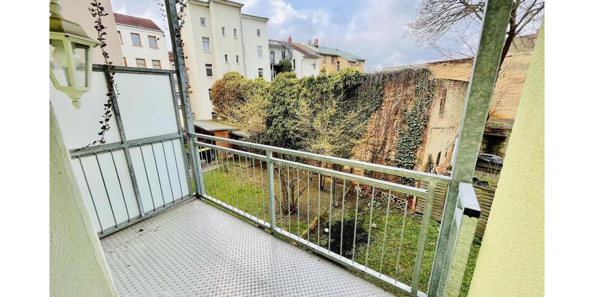 Familien willkommen! 4 R.-Wohnung mit West-Balkon, Wanne, Dusche und Hausgarten in Gera-Debschwitz! - Etagenwohnung Gera Debschwitz | Angebot:26129604