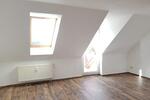 Dachgeschoßwohnung Altenburg - 2 Zimmer, 43 m&sup2;, 265&euro; | Angebot:25237118