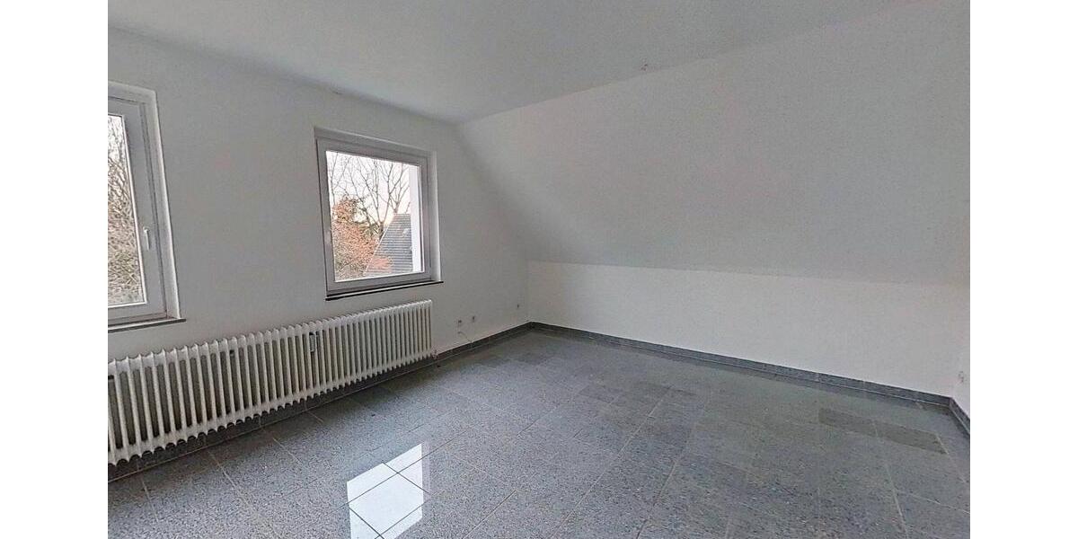 Etagenwohnung Solingen - 3 Zimmer, 70 m&sup2;, 635&euro; | Angebot:23601122
