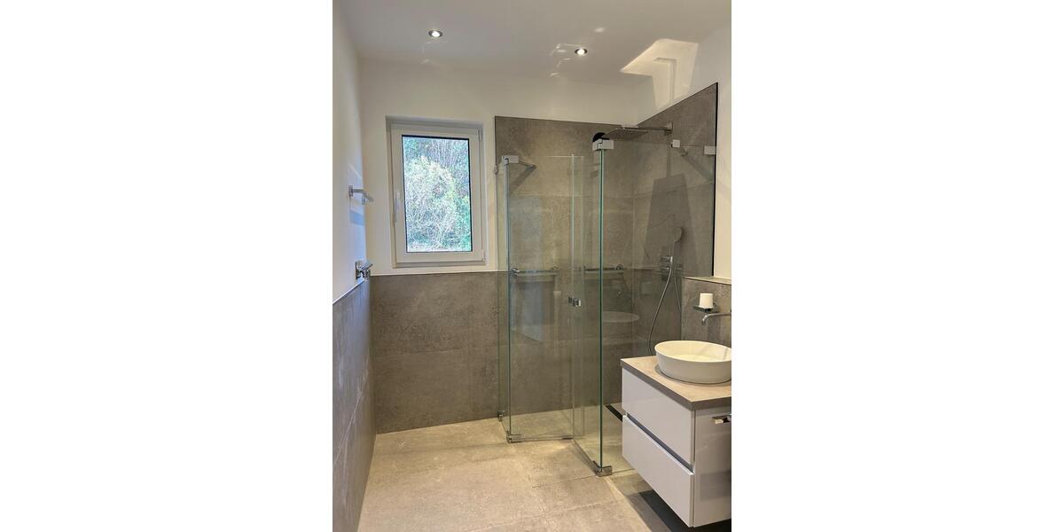 Luxus 2-Zi.Penthouse Whg,direkt an der Weser,EBK,Garage,Fahrstuhl 2 zimmer