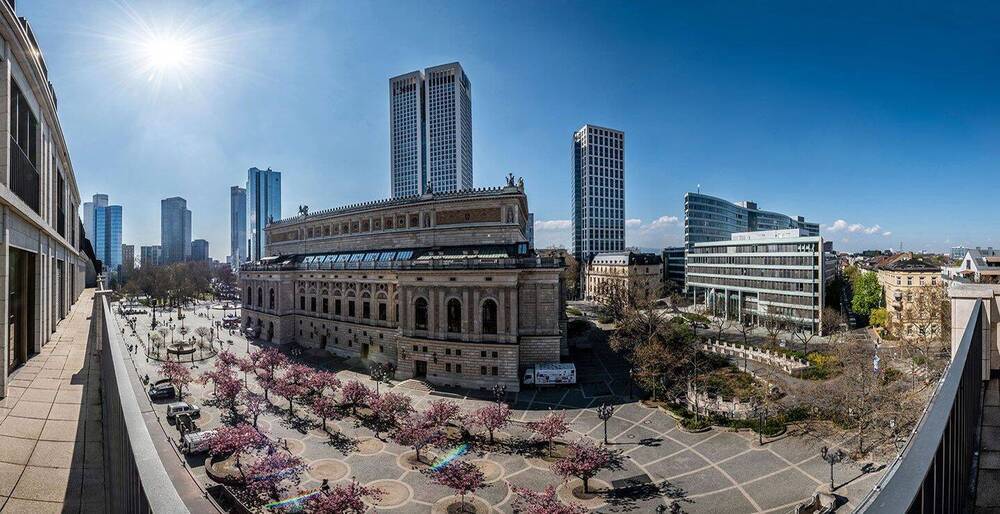 Exclusives Business Center auf dem Opernplatz - All-in-Miete