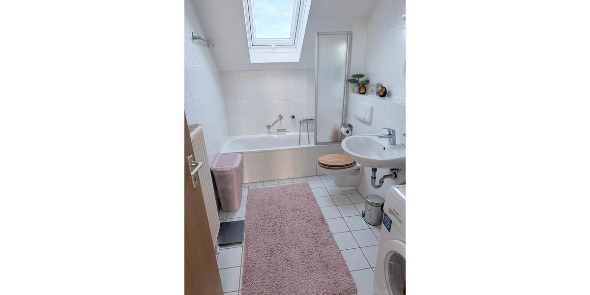 Dachgeschoßwohnung Weißdorf - 2 Zimmer, 75 m&sup2;, 550&euro; | Angebot:26296528