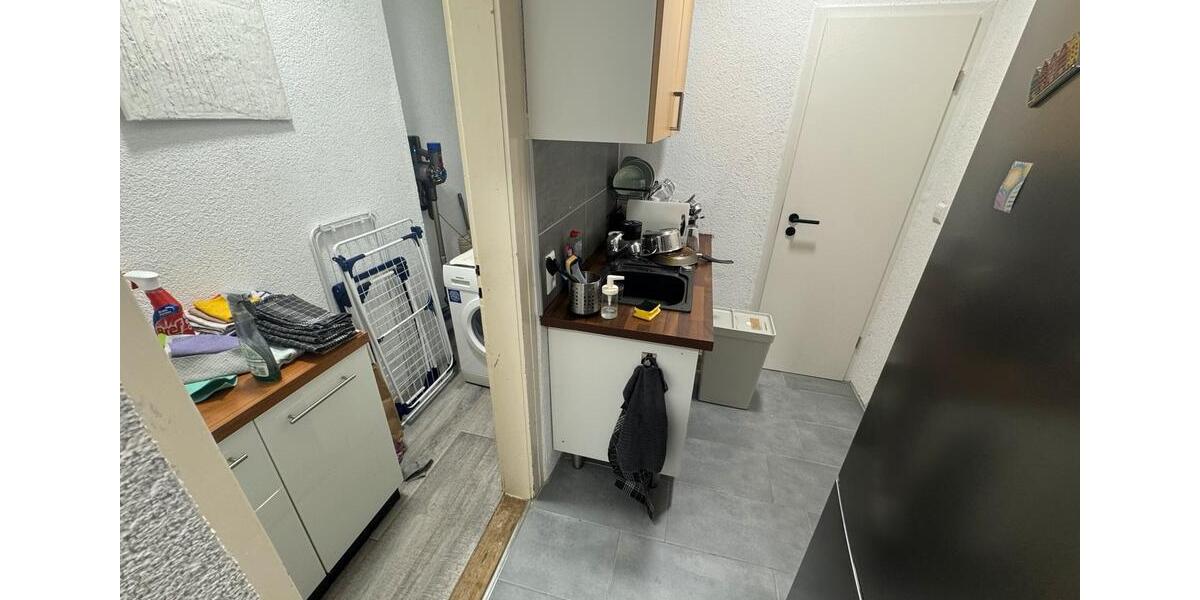 Etagenwohnung Tübingen - 5 Zimmer, 18 m&sup2;, 450&euro; | Angebot:26569618