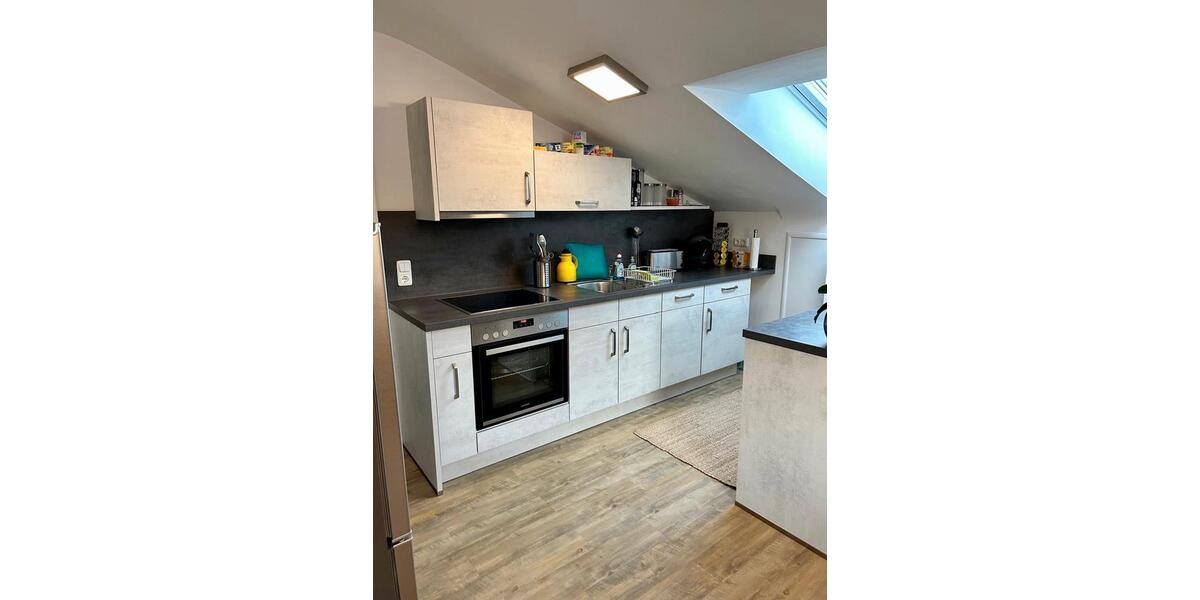 Dachgeschoßwohnung Schweinfurt Haardt - 3 Zimmer, 70 m&sup2;, 800&euro; | Angebot:26237277